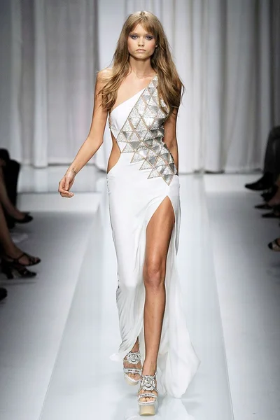 Look 48